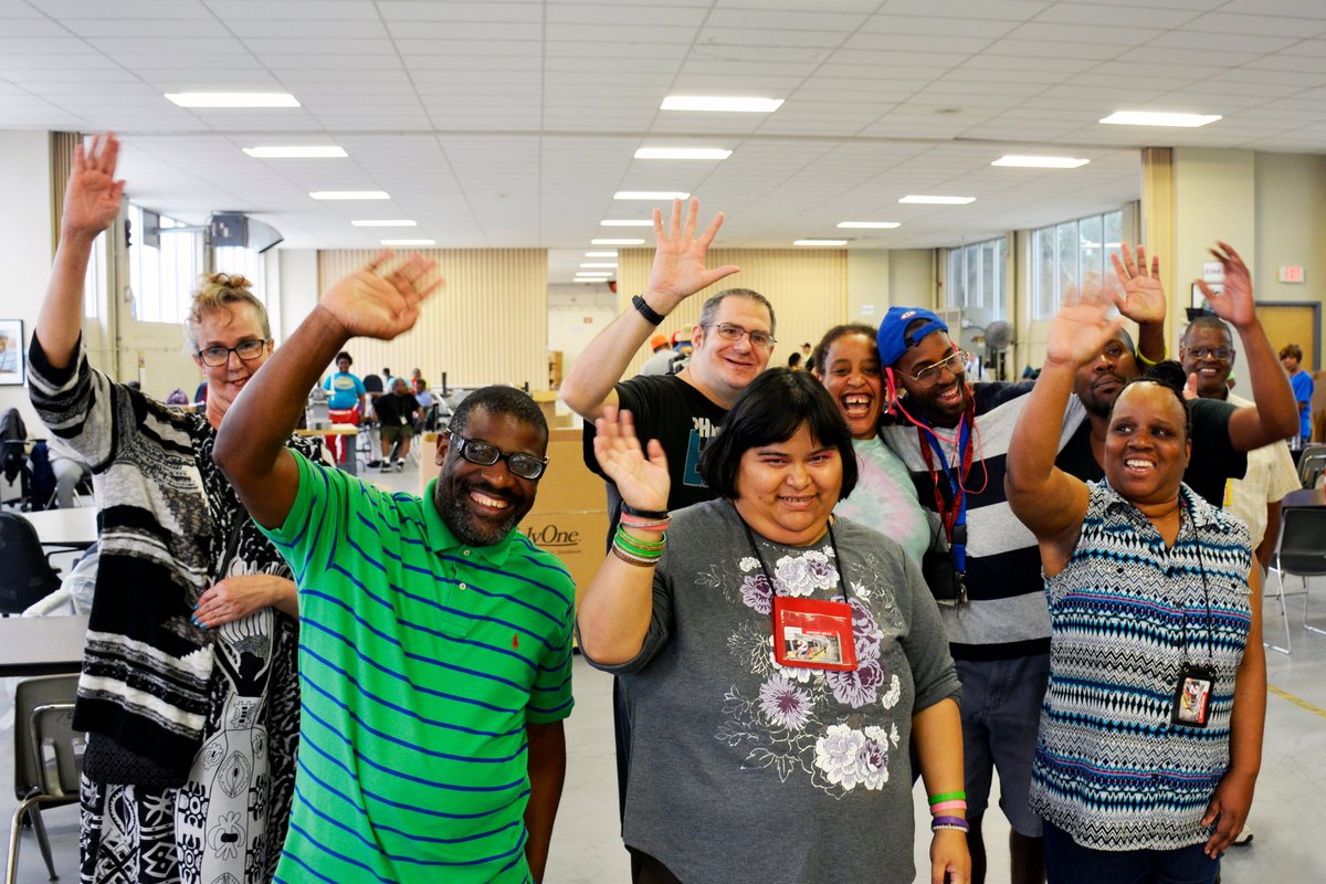 SpArcPhilly's tweet photo. #Fridays are better with friends, β₯ and share if you agree! #SpArcPhilly #Friyay #SpArcFun #FridayVibes #SpArcSummer https://t.co/mC6KXneKH1