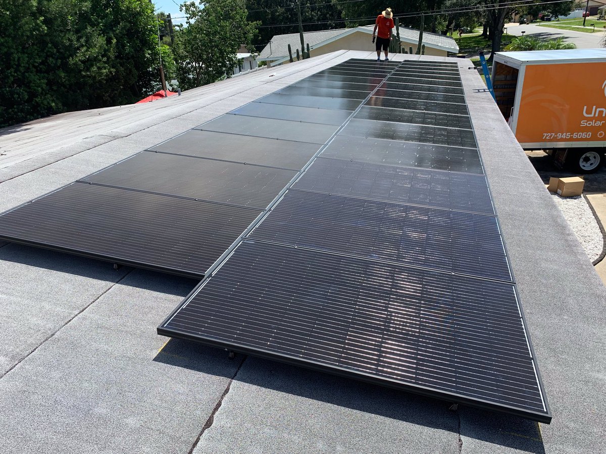 unicitysolar's tweet photo. Another beautiful solar installation complete! We specialize in all roof types including shingle, flat, metal &amp; tile. With the 30% federal tax credit set to reduce at the end of 2019, there has never been a better time than now to go solar. #gogreen #tampa #solarpv #unicitysolar https://t.co/kGIIWLvBOM