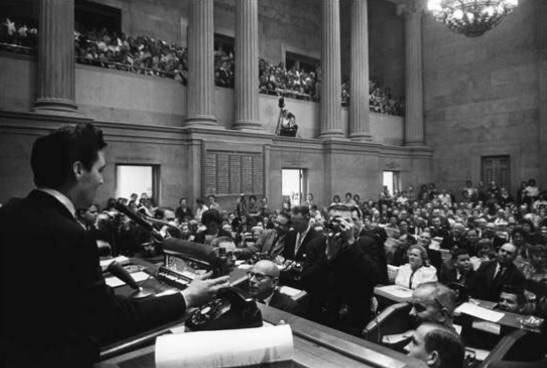 DavidSEwing's tweet photo. Elvis Presley addressing the Tennessee General Assembly in the State Capitol after being introduced by Governor Buford Ellington in 1961. #Elvis #tennesseestatecapitol https://t.co/rDmmKBXeqx