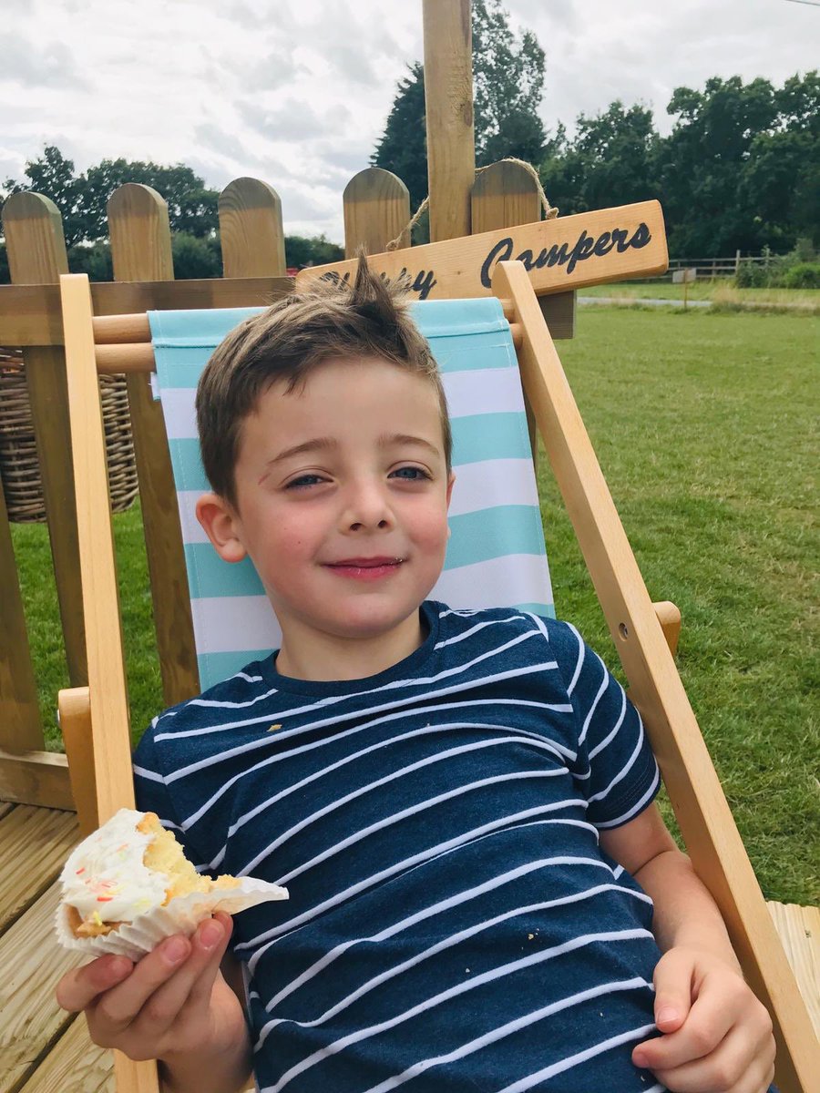 broadscamping's tweet photo. One very happy camper enjoying our Hickling hut treats! 😋🧁 #glampingnotcamping #happycamper #norfolkholiday https://t.co/ESFlwTY9Xc