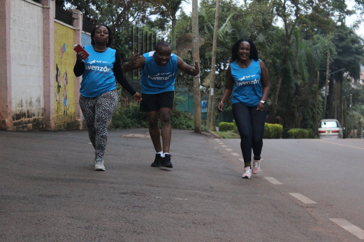 CocaColaBevUg's tweet photo. #PRAUHealthRun: @mwirigipaul we see, it's a weakness for fitness! #hydrate https://t.co/cr0IGhQpEa