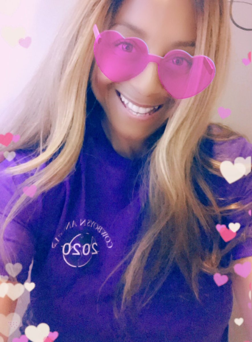 Shirley__Goss's tweet photo. Don’t be afraid pursue what you know is right because of the thought of a hater🌈#hatersgonnahate that’s what they are born to do 😉
#love #goodvibes #HappyWeekend https://t.co/494Kxmeh78