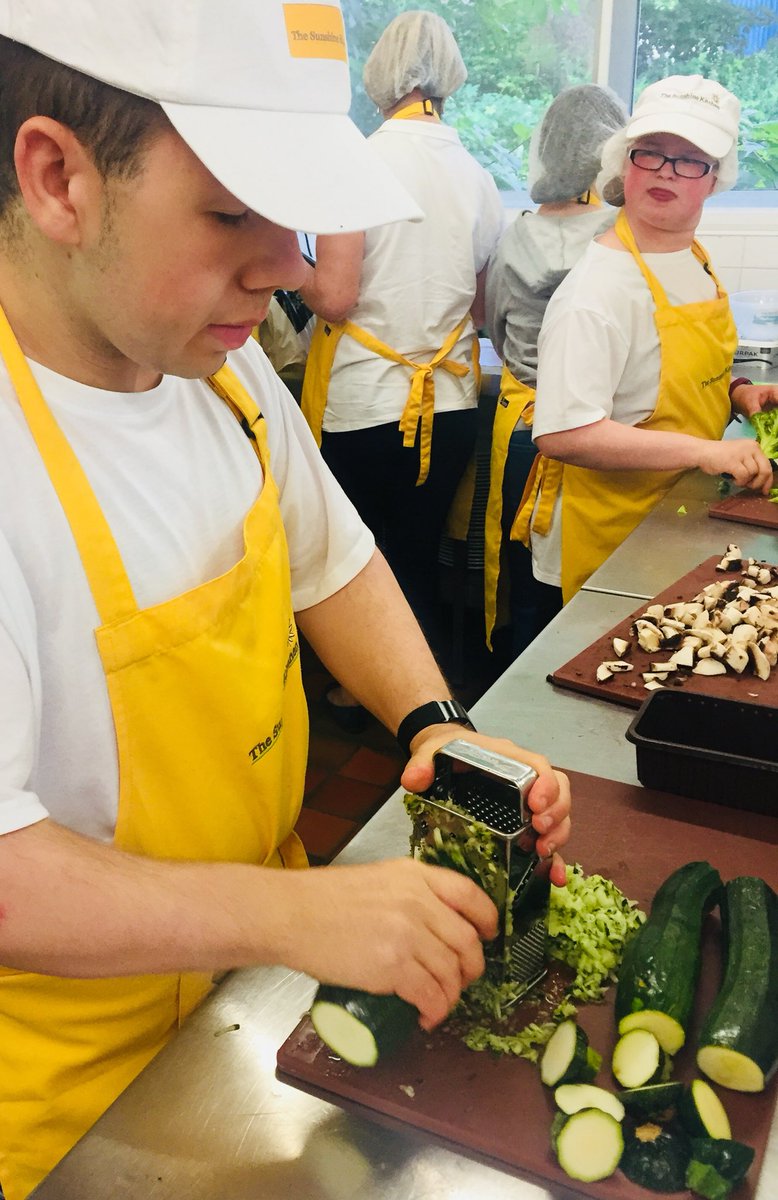 Sunshine_Fife's tweet photo. Getting ready for @FifeFarmersMark in Cupar tomorrow - come and find us in Crossgate from 9am - 1pm! #Cupar #fifeproduce @FoodFromFife @CuparNow https://t.co/gqhIx3yUOo