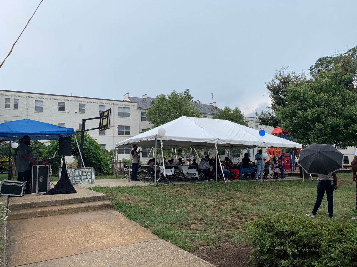 dcRIAlized's tweet photo. We had a great time yesterday evening at our Back to School Cookout + End of Summer Party. We celebrated with music, food, games, and giveaways that included backpacks and school supplies. We wish all of the students at Brookland Manor a great school year! #DCrialized #riaDC https://t.co/J3X6NLjb6g