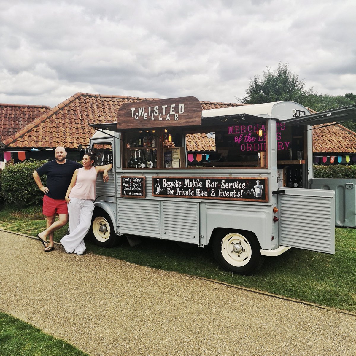 twistedcellar's tweet photo. Don't wait for bad weather. Plan your event now for next years summer! Chat to our team about creating your bespoke experience, with beverages driving straight to your house! 🥂
#privateparty #eventhire #shindig #local #hennygetsaround #drinksonwheels #localbusiness https://t.co/1YlWgTAK7G