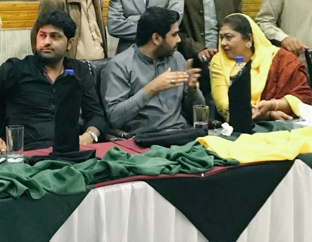 TariqueBuledi's tweet image. Heartiest congratulations to api @HinaDastagirPPP on her recommendation as Provincial Co-ordinator #BBSYDP..
@AajizDhamrah
@PPP_Org