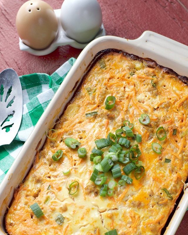 plaidandpaleo's tweet photo. Weekends are for brunchin' right? I love this Buffalo Chicken Breakfast Casserole because it is so easy to make and it also very filling. It also reheats well for breakfast throughout the week! For the recipe, search "chicken breakfast" on my blog! https://t.co/NRxQKLyMGY https://t.co/X4N80qgAZy
