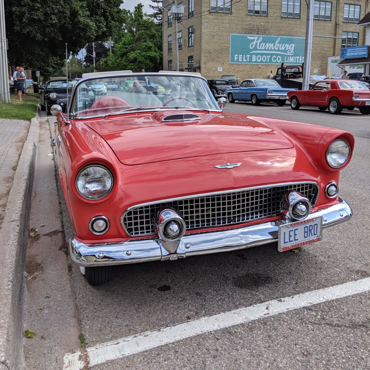 Josslin_Ins's tweet photo. It's @Moparfest time here in #NewHamburg!  Cars of all shapes &amp; sizes have been rolling in all day...come on down and see for yourself, all weekend long!

#WRawesome #wilmotawesome #moparfest #canadaslargestmoparshow #mopar https://t.co/15nKmZXD38