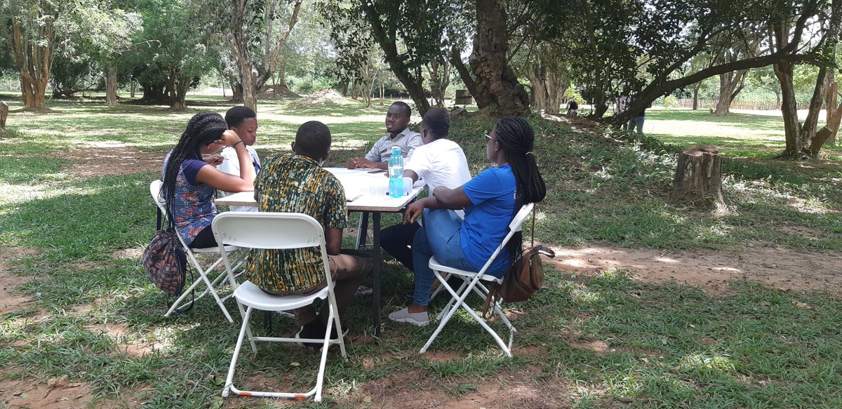 senaagbodjah's tweet photo. Yesterday, at the Legon Botenical Gardens, the #entrepreneurship module of #AshesIX hosted 11 entrepreneurs and intrapreneurs. 10 of them alumni of Ashesi.
The guests shared their journey and experiences with participants while advising them on their entrepreneurial journeys... https://t.co/nveyDeBOYv