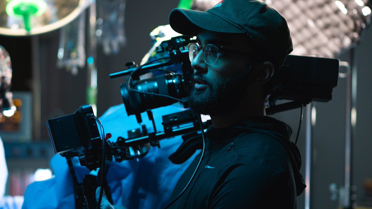 YashMusabji's tweet photo. Just me doing me 🙏🏾. 
#PreludeToL1F3 https://t.co/fY04MpOdOY