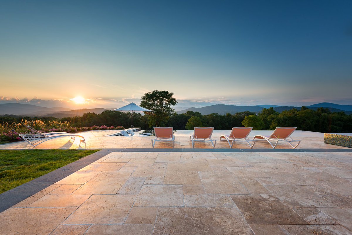 Colao_Stone's tweet photo. Shenandoah Retreat
Woodville, VA
by Colao &amp; Peter, Luxury Outdoor Living

#woodville #va #shenandoahretreat #luxurypools #custompools #luxuryoutdoorliving #luxury #design #outdoorliving #infinitypool #vanishingedgepool #outdoorkitchen #landscapedesign #indooroutdoor #spa https://t.co/72wkJLNFQN