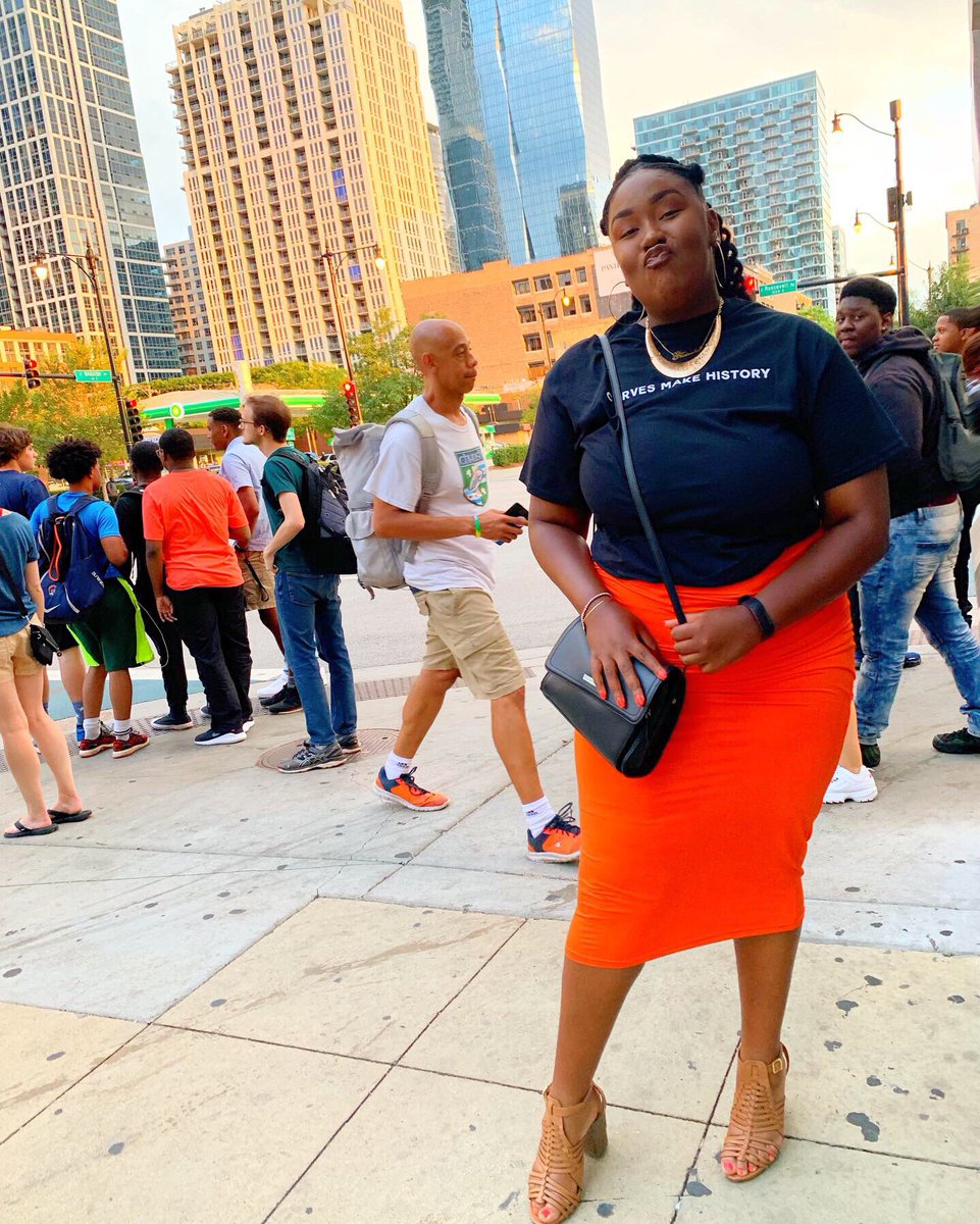 nurturingtasha's tweet photo. The juice ain’t worth the squeeze if the juice don’t look like this 🍊🧡 #Miss22 https://t.co/EbfldRV9rG
