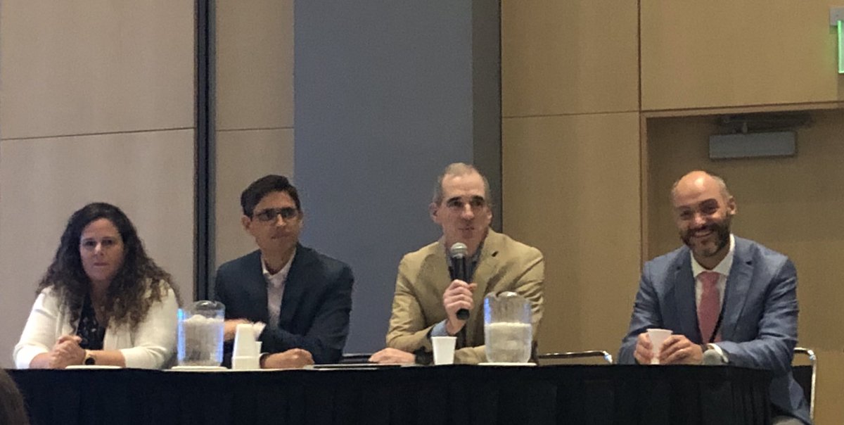 sfaiz212's tweet image. Engaging and interactive discussion about #IP emergencies about #PercTrach #LungCa #EBUS with #AABIPCON Front and center with @AAB_IP #IP experts
