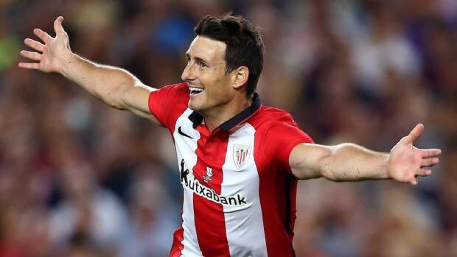 Igual que Aytekin al PSG, Aduriz manda al Barça... AL CARRERRRRRRR!!!!!! 🤣🤣