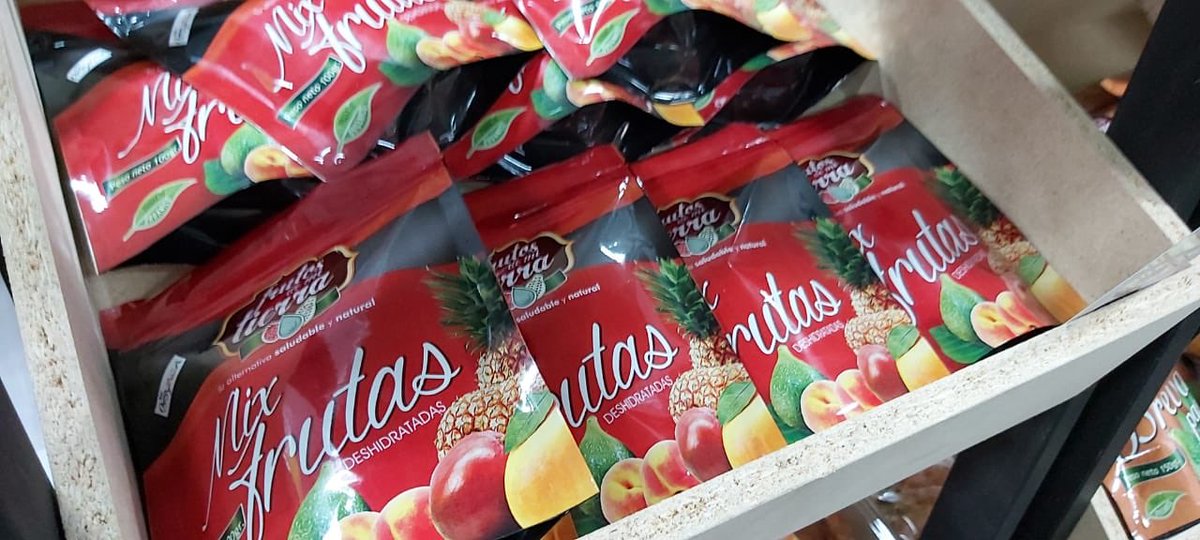 Soy_Boyaca's tweet photo. ¡Presentamos en #BoyacáBicentenariaEnCorferias los mejores productos de la región!

Ven al Pabellón #1 de @CorferiasBogota y disfruta de nuestros productos agroindustriales #SoyBoyacá

#Amasijos #CaféEspecial #Miel #Cacao #Chocolates #FrutosSecos #PulpasDeFruta #Lácteos #Panela https://t.co/C93hTSOHbD