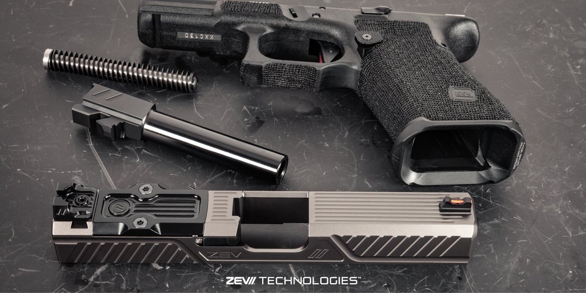 _ZEV_tech's tweet photo. Almost done...trigger & magwell installed. #zevtech #glockbuild https://t.co/JJ1eNIe2Fp