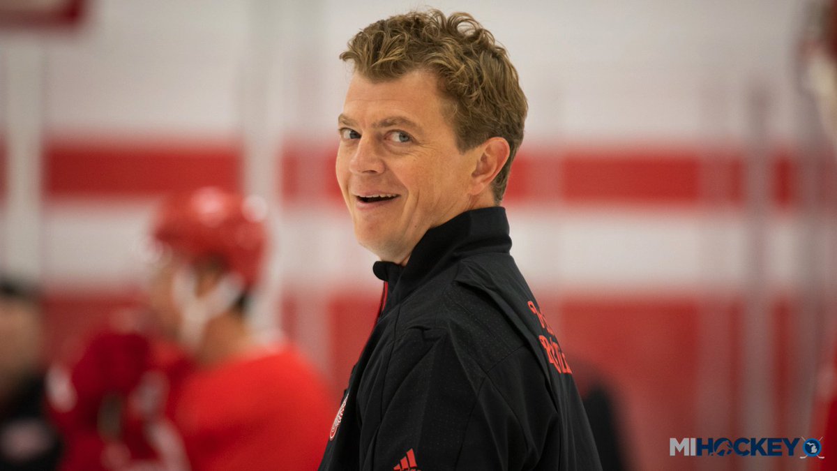 Michigan's own Adam Nightingale has been promoted to assistant coach with the #RedWings.

📝 | mihockey.com/2019/08/adam-n…