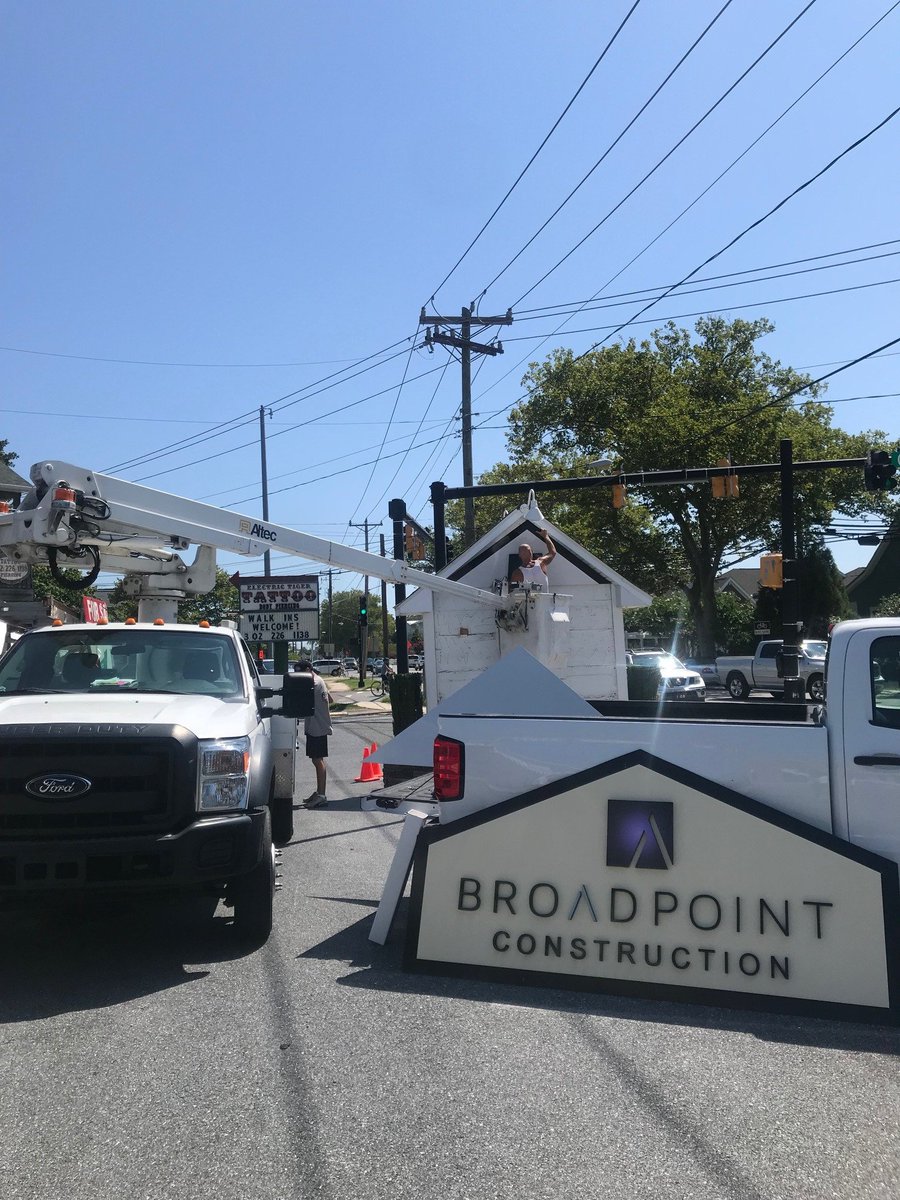 _BPConstruction's tweet image. Out with the old and in with the new! Many thanks to Meg Shupe and Ad-Art Sign Co for helping us upgrade our look. #broadpointconstruction #commercial #sussexcounty #rehobothbeach