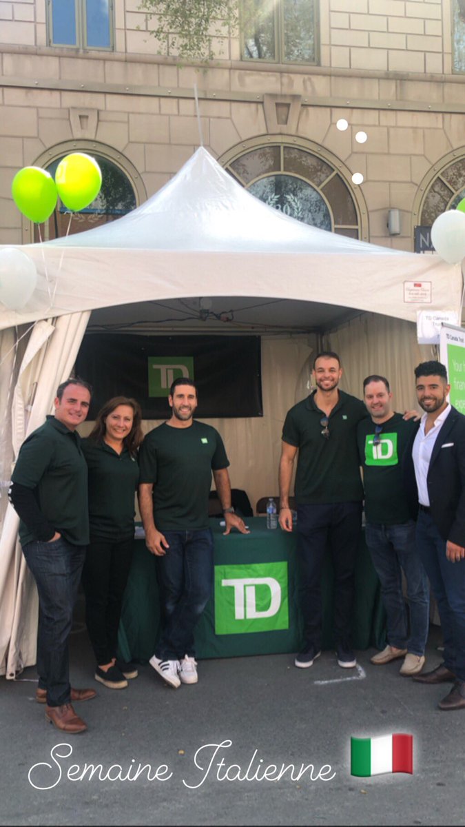 Live at the Semaine Italienne de Montreal in Little Italy🇮🇹 #TD #OneTDMtlEst @SemaineItalienne <a href="/DrewWawin_TD/">Drew Wawin</a> @SylvieDemers_TD @EmileKhayat_TD <a href="/Zakyad/">Zakaria Yadani</a>