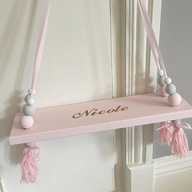 Our swing shelves are constantly being updated .... now available with personalisation .... tassels .... or both!
.
#mystyle #mystyleplace #mystylednest #swingshelfshelfie #pastels #nursery #nurseryroom #childrensroom #childrensdecor #kidsroom #kidsroomdecor #kidsroomstyle #kidsr
