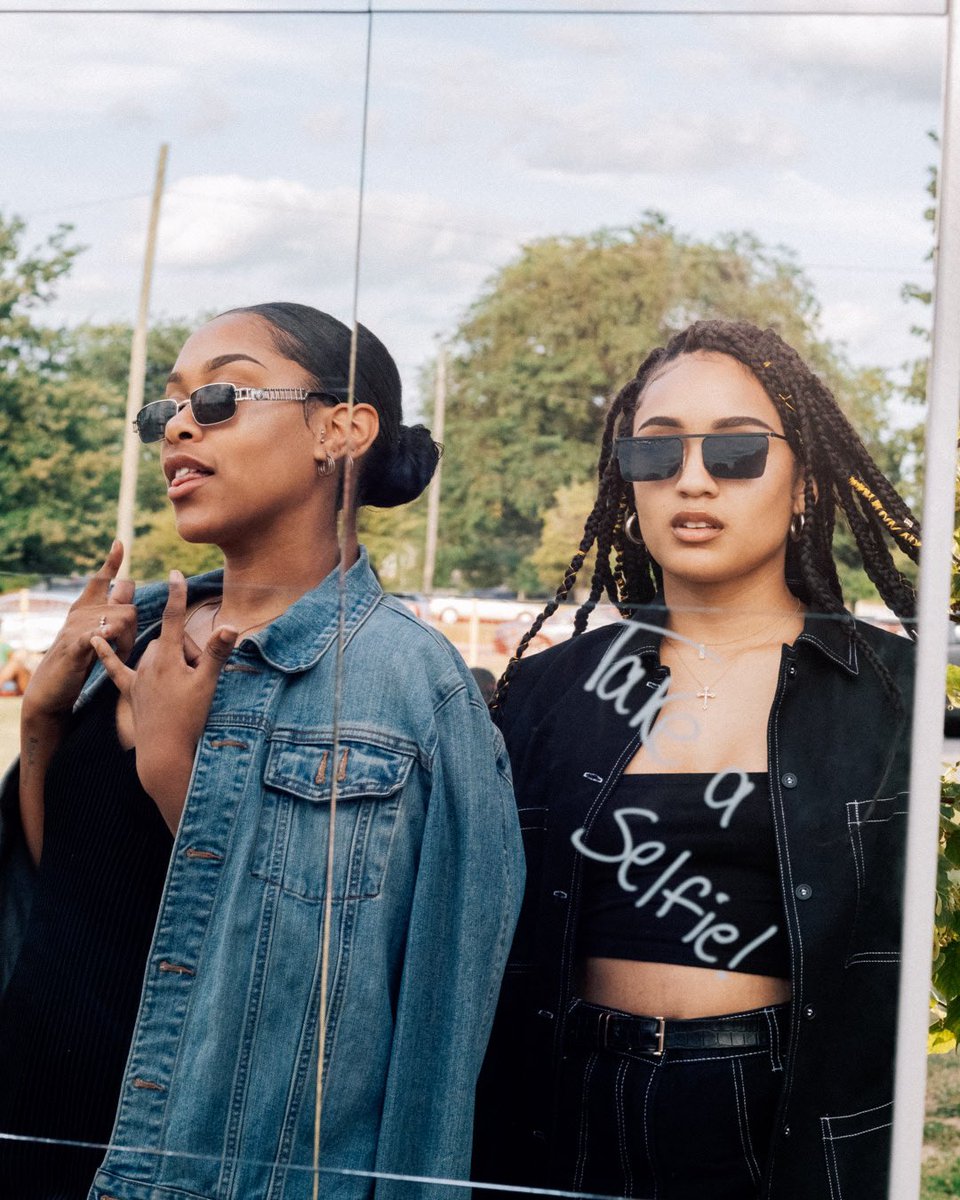 KindredxME's tweet photo. We love our Kinfolk! Thank you for making #KindredFest so amazing 🧡 https://t.co/E0yK61ZlS4