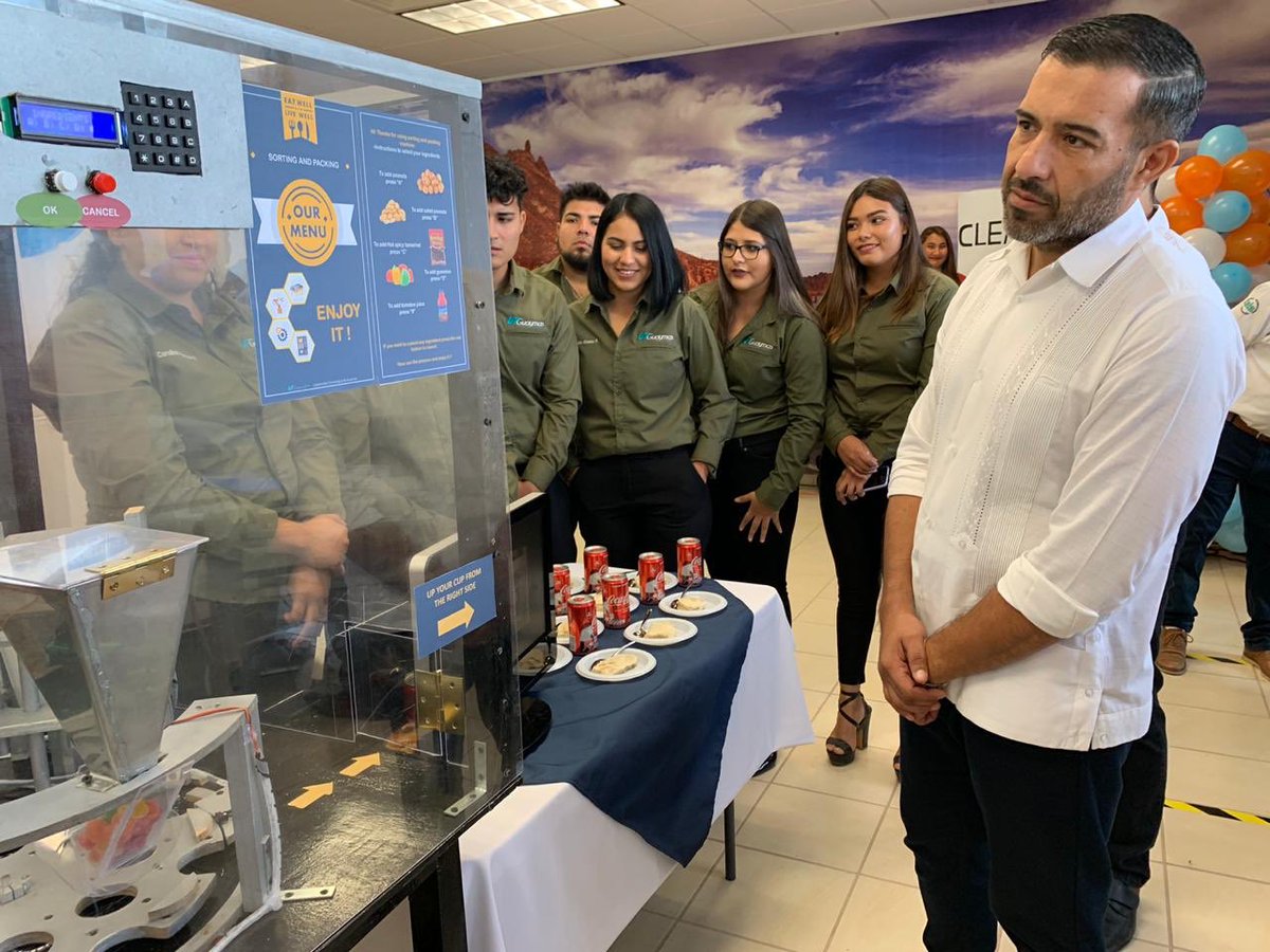 UTGUAYMAS's tweet photo. Expo Proyectos #MadeInUTG #7moaniversario #EgresadosDistinguidos @SECSonora @EconomiaSonora @TetakawiSonora @JavierCarrizles @CoorUTyP https://t.co/mQVAD1gS3z