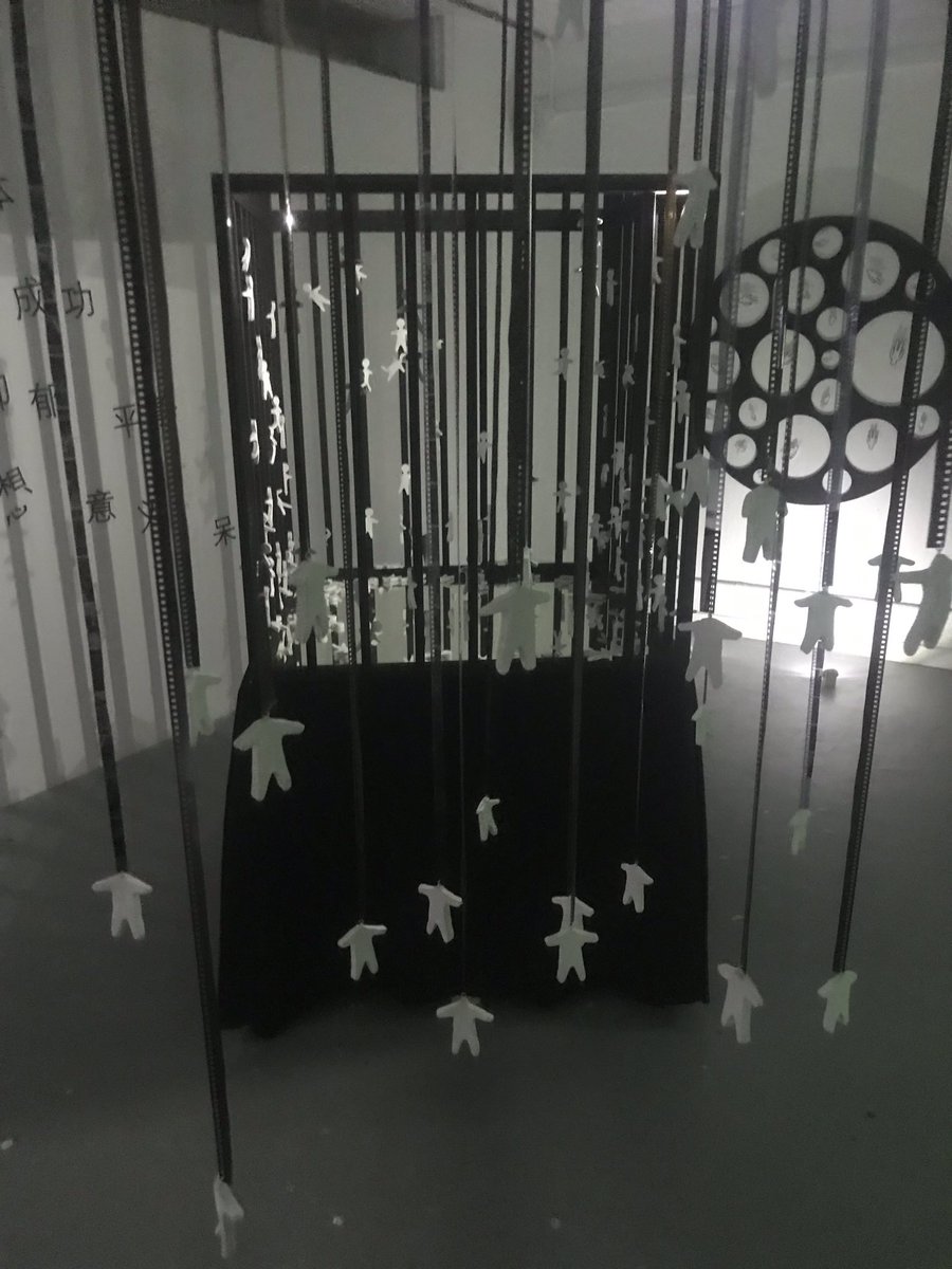 AlikiVarvogli's tweet image. Blown away by the brilliance of the art on display. Proud to belong to the same institution as these artists @dundeeuni @DJCAD @HumanitiesUoD #djcadmastersshow