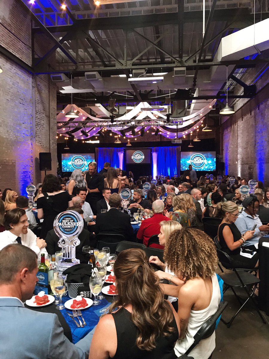 ConwayRegional's tweet photo. Conway Regional had a great night at Best of Faulkner County 2019! 🏆 THANK YOU to everyone who voted! #OneTeamOnePromise #FaulknerCountyBest https://t.co/9WiiEJXY5V