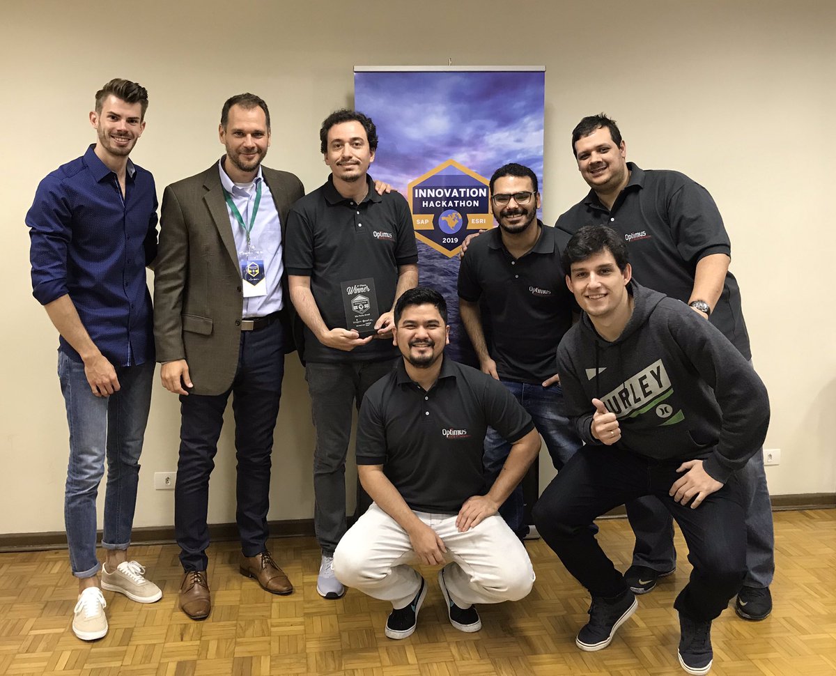 th0masHammer's tweet image. Look at the winners of this years joint @ESRI and @SAP Innovation hackathon! Team Prime leveraged combined spatial power to solve the problem of sustainable energy production!!! @optimusgis #SAPHANA #esri #spatialinsights #BetterTogether