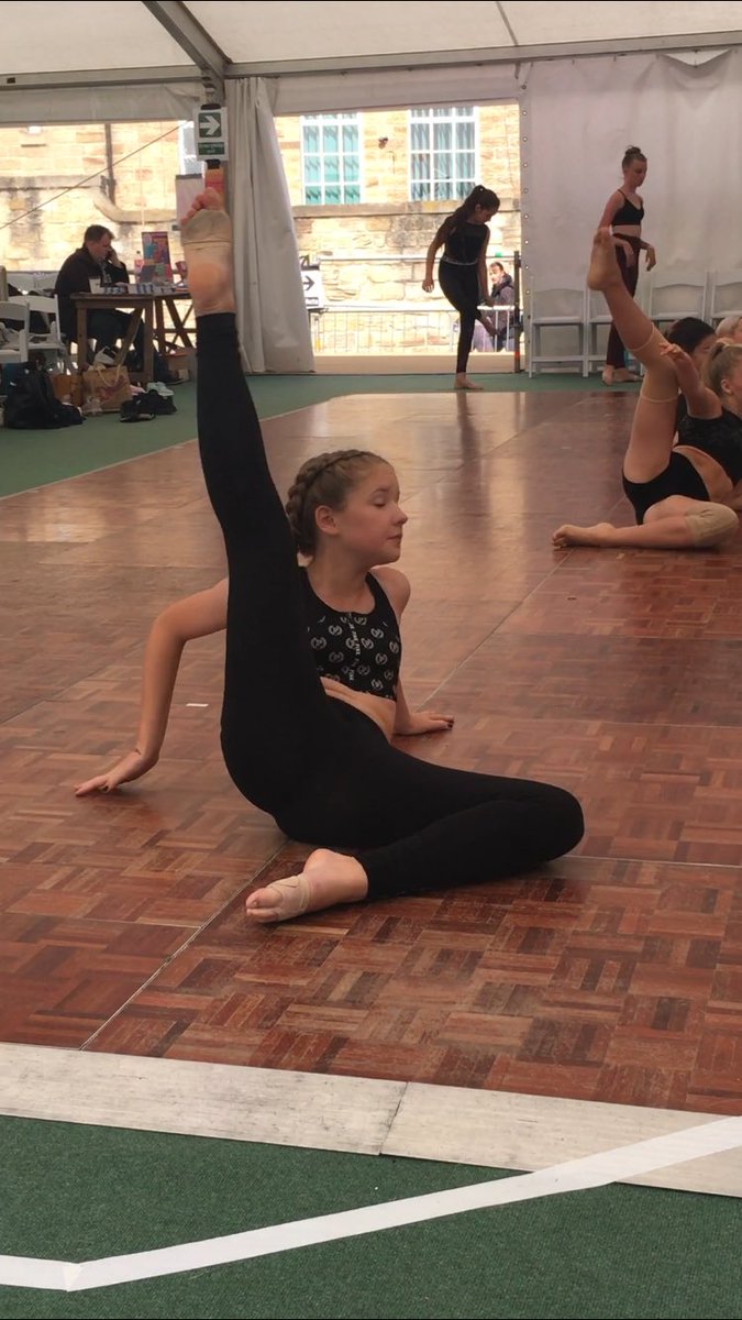 JanineHollings1's tweet photo. Last dancing town masterclasses for my little dancer at @barnsleycentre The whole event has been fantastic and really showcased Barnsley’s amazing dancing talent. Huge thank you to all involved in organising-Jaimee can’t wait for next year! #DancingBarnsley #BeBarnsley #LoveIt https://t.co/08rbEbH8km