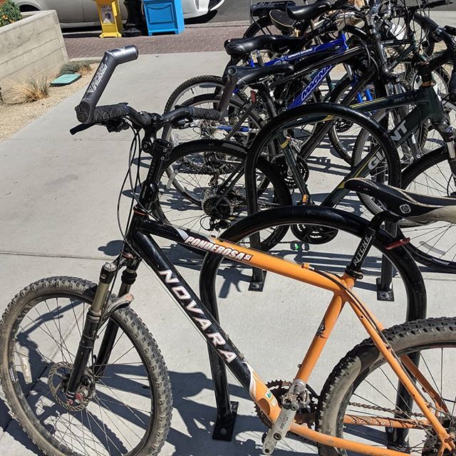 itsmartin's tweet photo. Even Bend, OR is not imune... #ClassicCockpit https://t.co/gOQWrWehIH