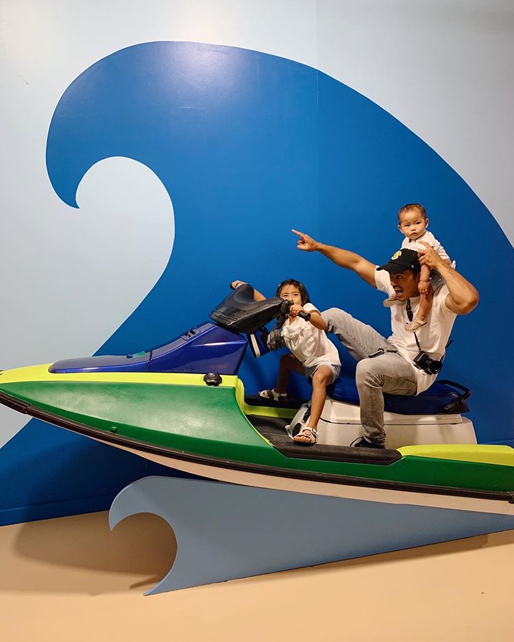 epicaloha's tweet photo. Hold on tight! 📸: @kenaandnina https://t.co/mQV2TPkvS8