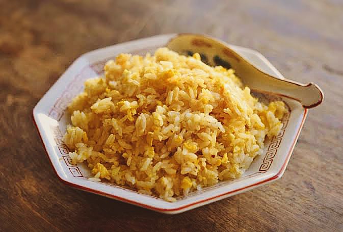 s4765s4765's tweet photo. #鬼に金棒的な言葉を考える
炒飯に味覇 https://t.co/j8AiySsuwT