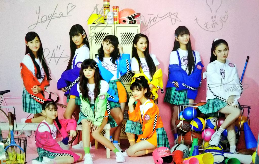当選賞品 Girls2 小川桜花 直筆サイン入りパネル Snowflakes girls2