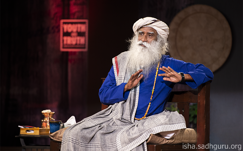 SadhguruJV's tweet photo. Most people in the world are not busy – they are just preoccupied. #SadhguruQuotes https://t.co/1LeHNkpJLl