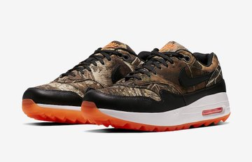 Valerie820817's tweet photo. Nike Air Max 1 Golf NRG “Realtree Camo” to release on August 22nd 
https://t.co/piWooaBCCi 
https://t.co/x4TtCDgBJz https://t.co/mbkx0B8lw0