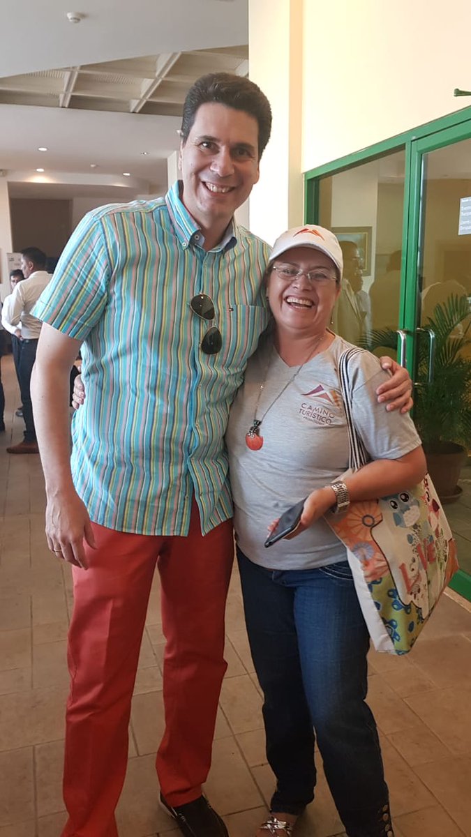 Junto al ING. Pedro Palacios, Alcalde de Cuenca