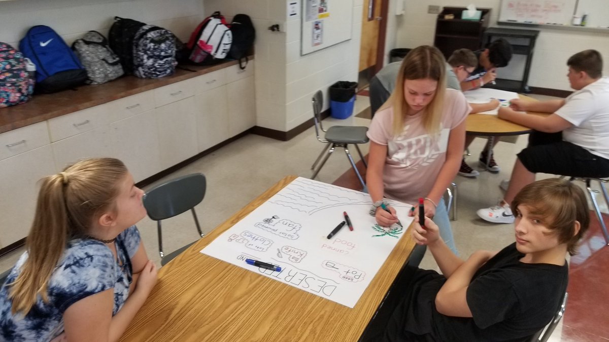 CaptSuzie's tweet photo. I'm really enjoying working with my students so far this year! I'm loving their personalities and willingness to learn and work hard! #WorkingForSuccess
#LetsRoll @CrmBearcats @CitrusSchools https://t.co/7cYeEUr1Ww