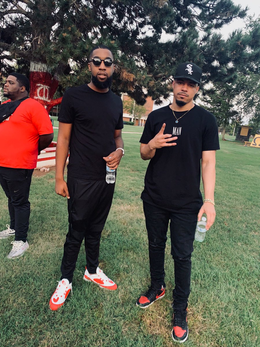 LandooBoomin's tweet photo. Real growth is when you stop tripping on Sh*t that got you out of Character #BagTalkOnly #LandooBoomin 💣 https://t.co/FtTk5OTIC0