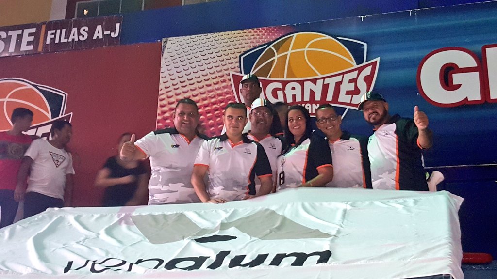 sutralum's tweet photo. #Ahora @VENALUM_CVG y sus Atletas trabajadores Presentes en la Eleccion de la Reina de los XXXlX Juegos Deportivos Interempresas 2019. Acompañado Por Su Sindicato #Sutralum @peralespsuv https://t.co/eyfGitdKel