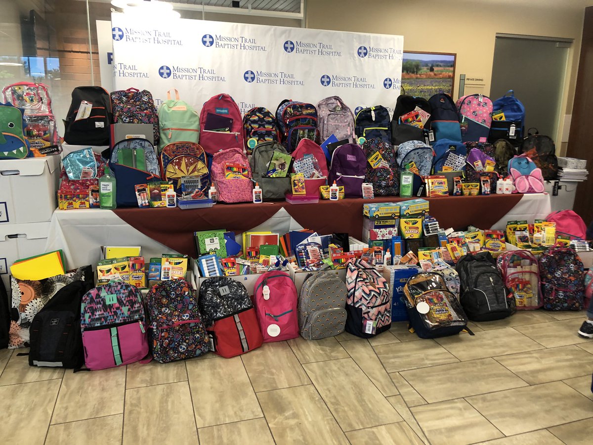 LeepsLitLair's tweet photo. So thankful to @BaptistHealthSA Mission Trails hospital for once again, another generous donation for our students #pvlionpride https://t.co/DP3nvai6Ju