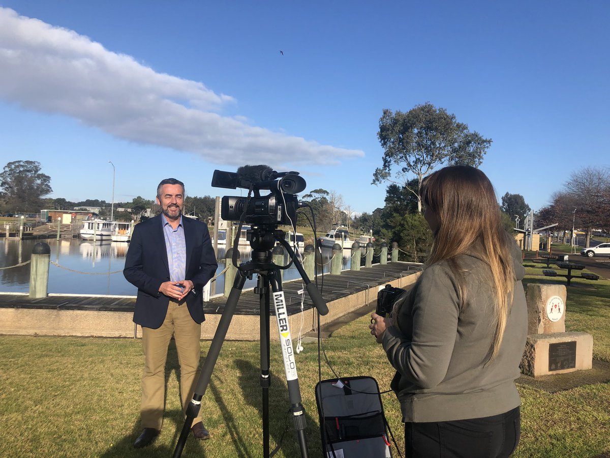 DarrenChesterMP's tweet photo. About to join ABC Breakfast team live from the Port of Sale. Great to see the investment in regional news services and bureaus allowing for diversity of voices on our ABC @abcnews @kellazzaro @markdebono #lovegippsland #auspol https://t.co/bjUchYqkSk