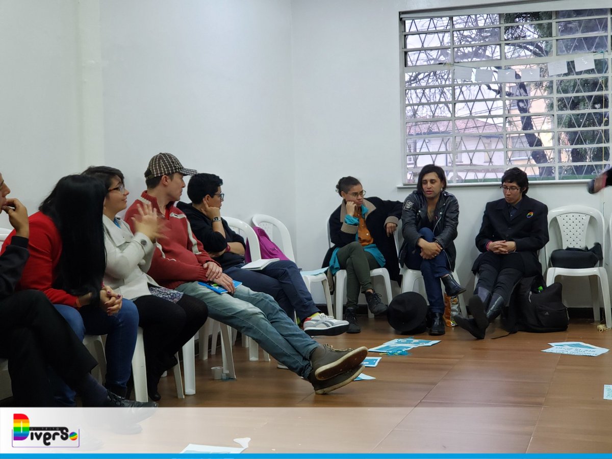 SubLGBTI's tweet photo. Las mujeres y hombres trans de la #EscuelaTrans comparten sus experiencias de vida y cómo con sus acciones han ayudado a transformar imaginarios. https://t.co/mchWD0Ea8Q