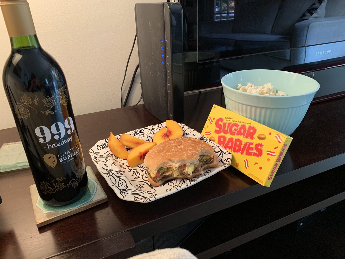 alexlovesfreddy's tweet photo. So, the way my #depresh (@GaryGulman) is set up...this seems like a really sensible repast. I haven’t eaten red meat in 32 years and this @BurgerKing #ImpossibleWhopper is LEGIT. I’m set up with snacks and @netflix for the night. And no I’m not using a glass DUH https://t.co/BByJmABrSI