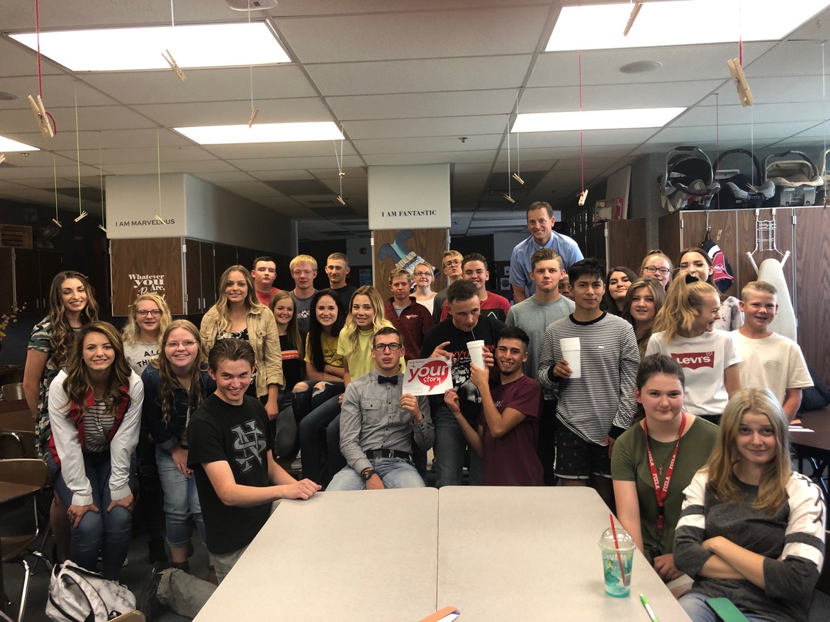 CadeDoug's tweet photo. Loved visiting North Sevier Schools! Visiting w/ students &amp; popping in on teachers you could literally feel the positive culture &amp; motivation for students wanting to come back Monday. #NSPride #seviersdstrong ⁦⁦@RodHinck⁩ @NolanAndersen⁩ ⁦@jadeshep⁩ #believe https://t.co/XBjZ6Maquu