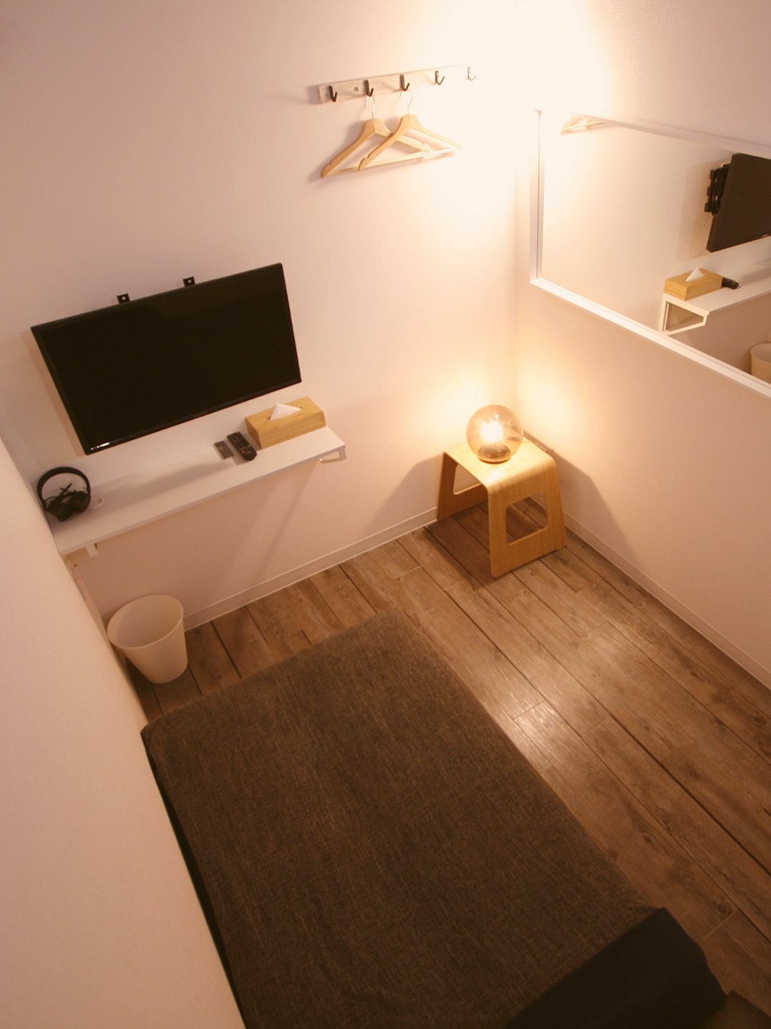 Netcafe Kyu福岡店 ネットカフェkyu福岡空港店はブース型のネットカフェです パソコンはないですが 宿泊には最適です 写真 A Type 一人室 平日3 180円 週末4 180円 ネットカフェ 福岡 旅行 宿泊 休憩 低価 福岡空港 T Co Mmth8oqfkm