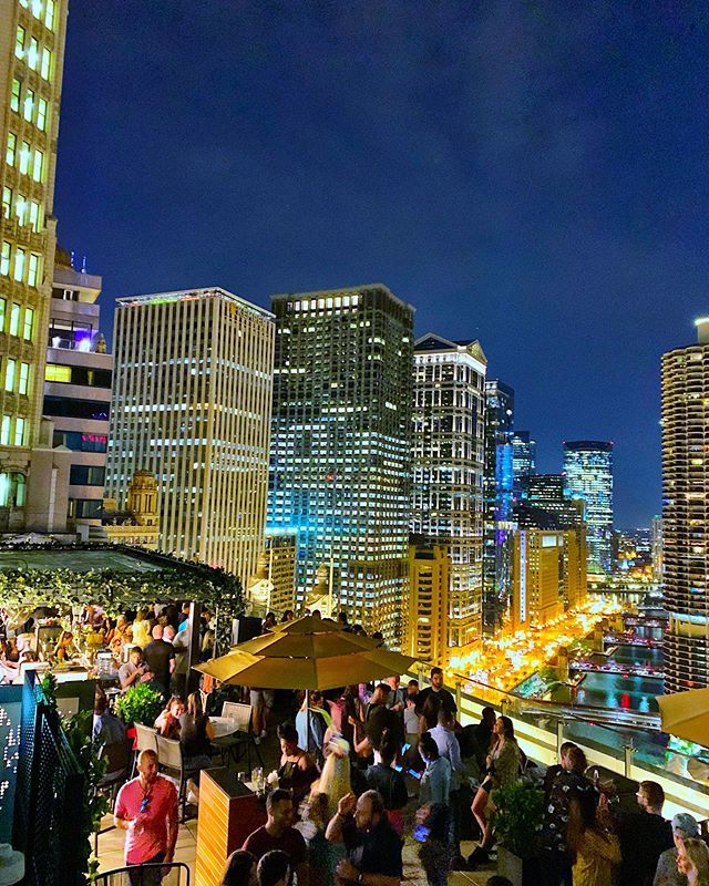 jaxxsway's tweet photo. LondonHouse
@lhrooftop
10-Close
Every Friday -
@lhchicago ・・・ • •
📷 repost LondonHouse
#friday #fridaynight #clubbing #clublife #dj #nightlife #lounge #mixing #chicagodjs #housemusic
#musicmaker #producer #producerlife #house #chicago #djli… https://t.co/5bcPbYZZqN https://t.co/8pgRAIMlAq