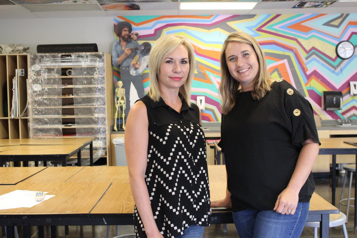 LakeDallasISD's tweet photo. LDISD is proud to be one of only 20 districts in the state recognized as a Texas Art Education Association District of Distinction! Read about this exciting award and the @LDHSVisualArts teachers behind the work . . . https://t.co/ydRM7FtBLt #WeAreLD #FalconProud https://t.co/9LLNFbnlQw
