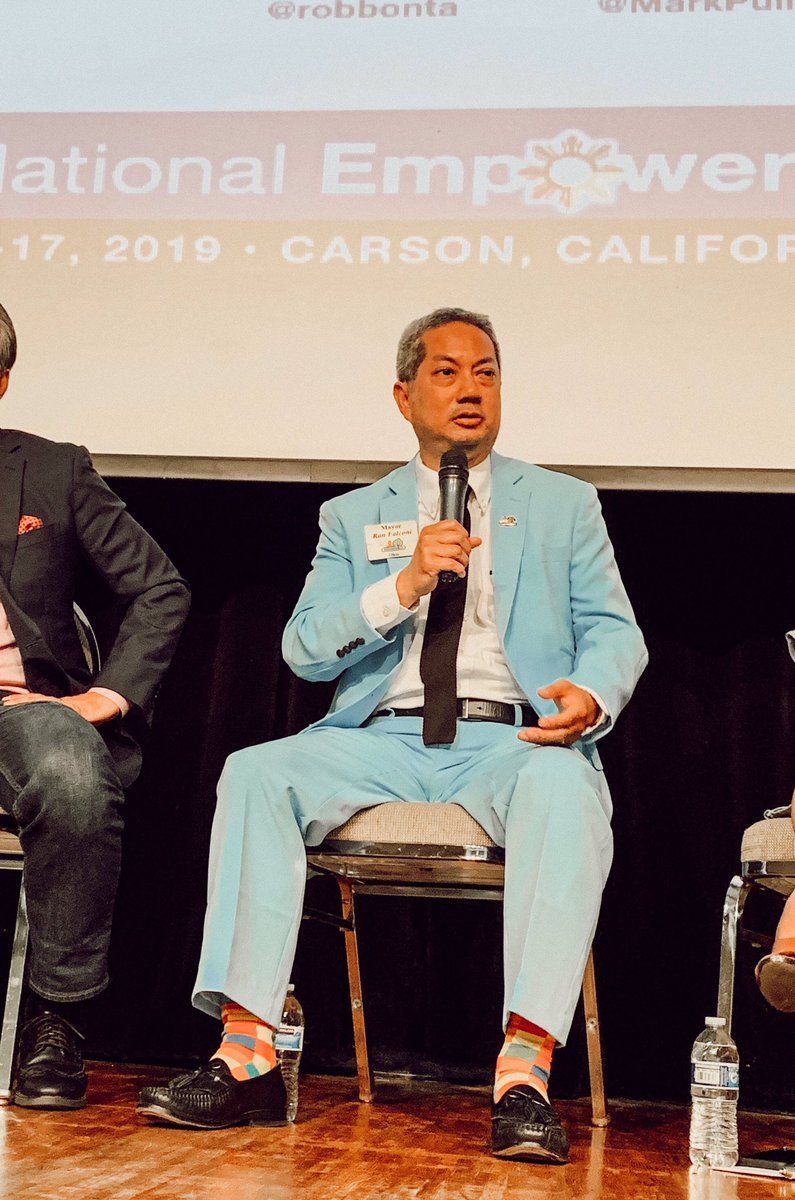NaFFAA_National's tweet photo. Mayor @ronfalconi shares his experiences as a Filipino American public servant in the Midwest.

He emphasizes the importance of volunteering, as he started as a volunteer in his career.  

#NaFFAA2019NEC #MakeItCount https://t.co/Dd5NAMTNvn