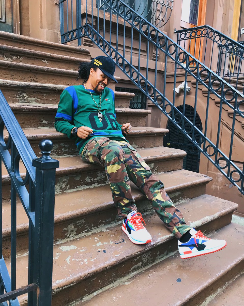 MrKingJD's tweet photo. Born in 1980, the @PUMA RIDER is the perfect mix of casual & street, ...deceitfully cozy too ☺️
What y’all think?
#honest #ad #nobicker https://t.co/TY40a73M53